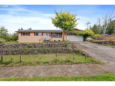 610 Pacific Ave, Coos Bay, OR 97420