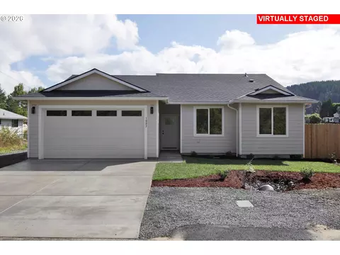 1027 42nd Ave, Sweet Home, OR 97386