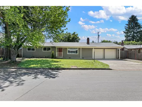 620 Nottingham Ave, Eugene, OR 97404