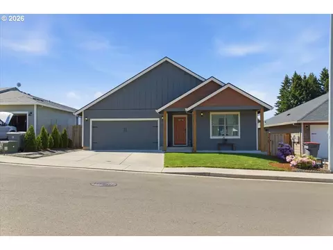 341 NW Hope Ct, Willamina, OR 97396