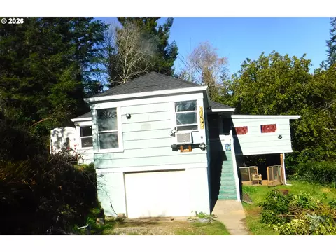 2470 Ocean Blvd, Coos Bay, OR 97420