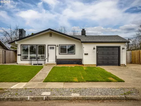 11835 NE Stanton St, Portland, OR 97220