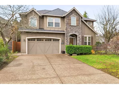 16955 SW Richen Park Cir, Sherwood, OR 97140