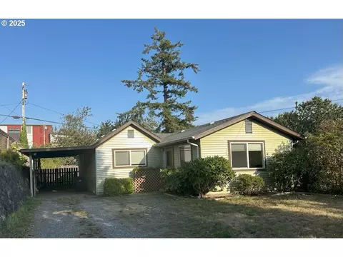 374 1st Ave, Coos Bay, OR 97420