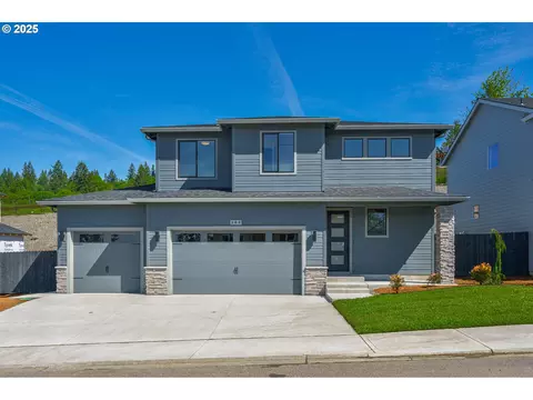 143 W 20th Way, La Center, WA 98629
