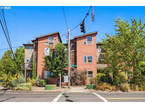 11 NE Alberta St, Portland, OR 97211