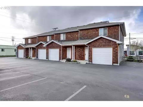 720 740 Avenue G, Seaside, OR 97138
