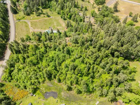 400 Newbridge Rd, Glide, OR 97443 photo 13