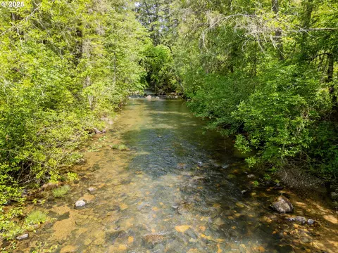 400 Newbridge Rd, Glide, OR 97443 photo 7