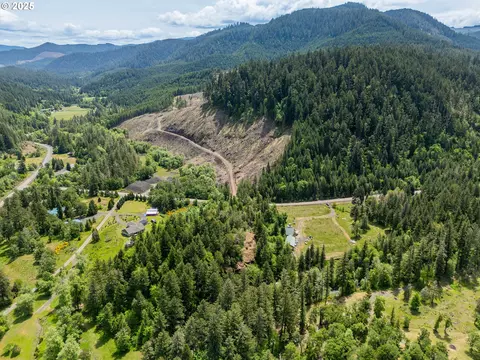 400 Newbridge Rd, Glide, OR 97443 photo 14
