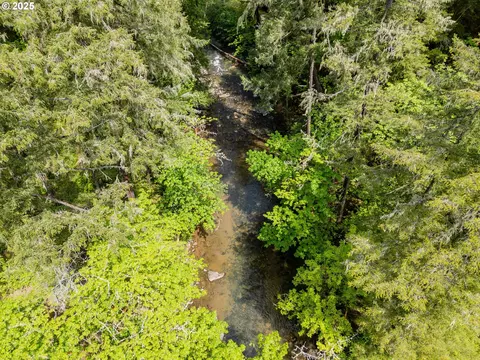 400 Newbridge Rd, Glide, OR 97443 photo 8