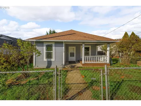 1530 SE Hamilton St, Roseburg, OR 97470