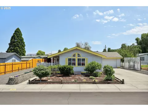 924 Honey Do St, The Dalles, OR 97058