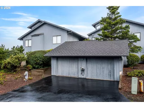 4175 N Highway 101 #G1, Depoe Bay, OR 97341
