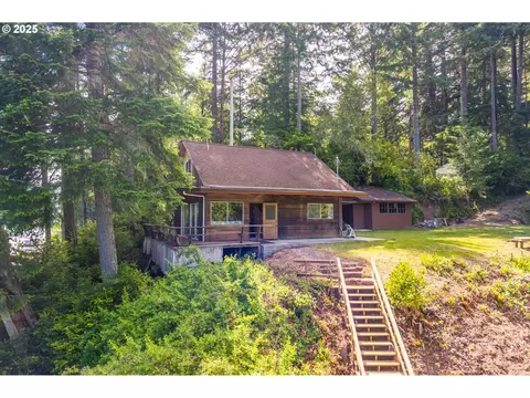 70849 Potato Bottom Rd, Lakeside, OR 97449