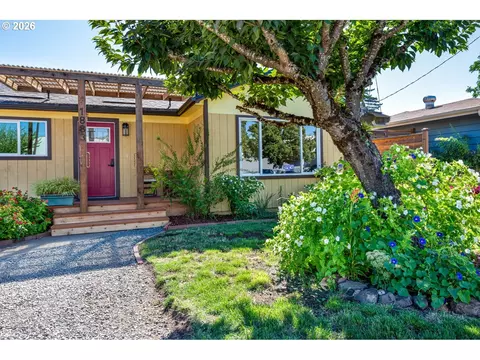 Other - 1883 7th St, Springfield, OR 97477 photo 3 of 13