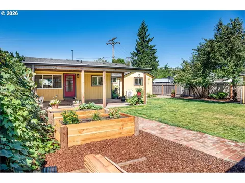 Exterior - 1883 7th St, Springfield, OR 97477 photo 6 of 10