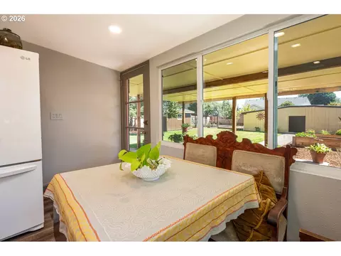Dining - 1883 7th St, Springfield, OR 97477 photo 1 of 1