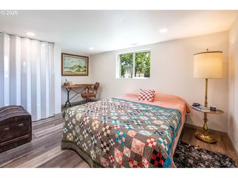 Bedroom - 1883 7th St, Springfield, OR 97477 photo 1 of 3