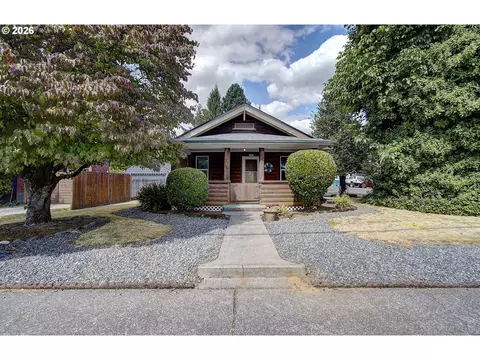 1031 C St, Washougal, WA 98671