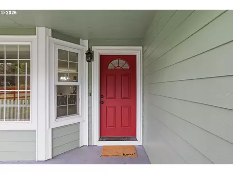 Entry Way - 46725 SE George Rd, Estacada, OR 97023 photo 1 of 2