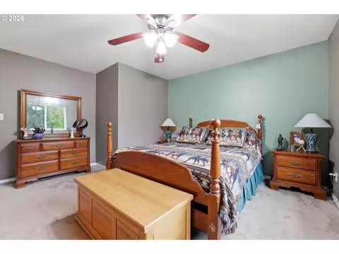 Bedroom - 46725 SE George Rd, Estacada, OR 97023 photo 2 of 8