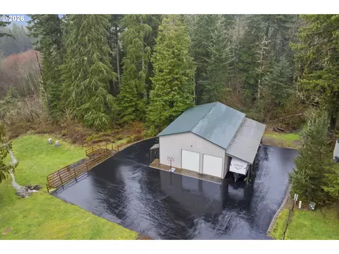 Exterior - 46725 SE George Rd, Estacada, OR 97023 photo 7 of 8