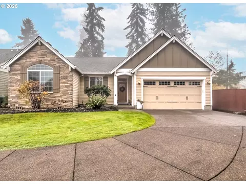 9350 SW Gertz Ln, Tualatin, OR 97062