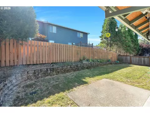 Exterior - 1558 SE Jasmine Way, Gresham, OR 97080 photo 3 of 6