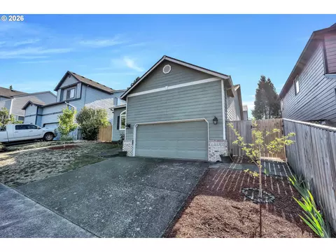 Exterior - 1558 SE Jasmine Way, Gresham, OR 97080 photo 2 of 6