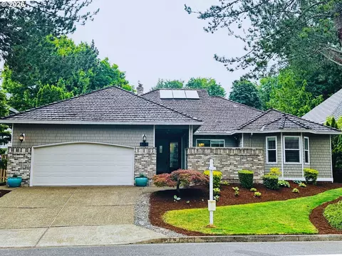 1712 NW Caxton Ct, Portland, OR 97229