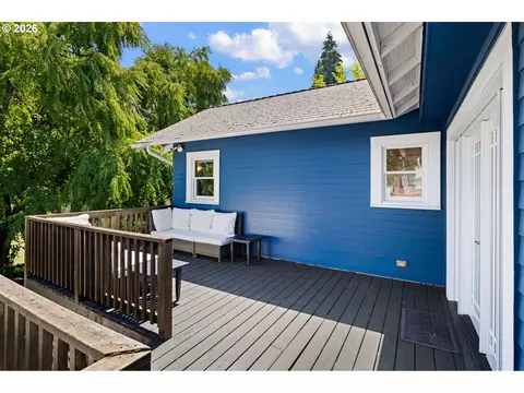 Exterior - 1969 Villard St, Eugene, OR 97403 photo 6 of 12