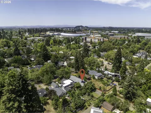 View/Area - 1969 Villard St, Eugene, OR 97403 photo 1 of 1