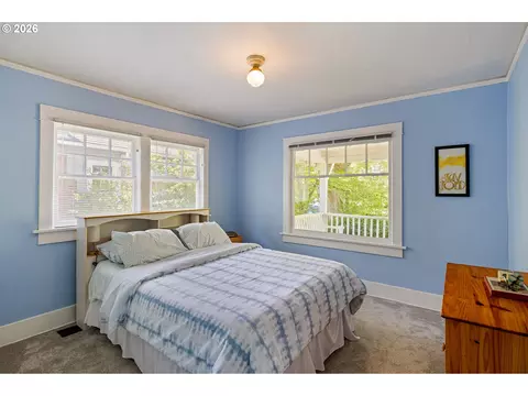 Bedroom - 1969 Villard St, Eugene, OR 97403 photo 6 of 8