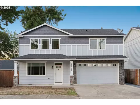 17209 SE Stephens St, Portland, OR 97233
