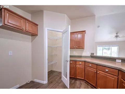 68943 E Cedar Hill Loop, Welches, OR 97067 photo 10