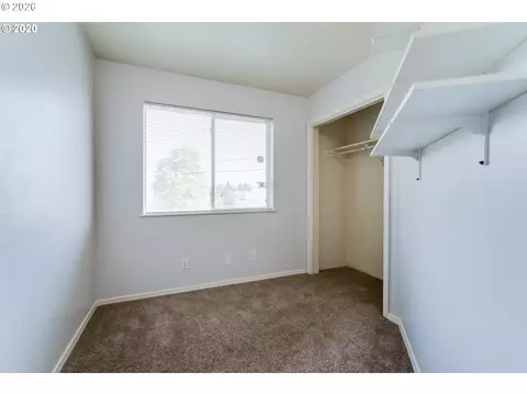 Bedroom - 686 Bethel Dr, Eugene, OR 97402 photo 1 of 2