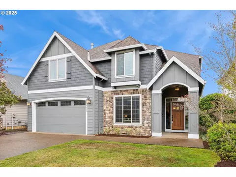 14642 Walnut Grove Way, Oregon City, OR 97045