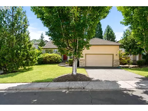 15560 NW Trakehner Way, Portland, OR 97229