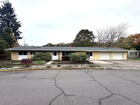 3122 NE Willamette Ave, Adair Village, OR 97330