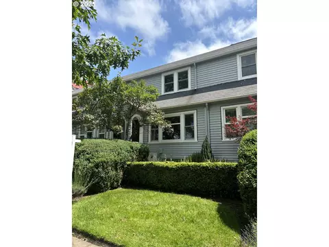 1681 Olive St, Eugene, OR 97401