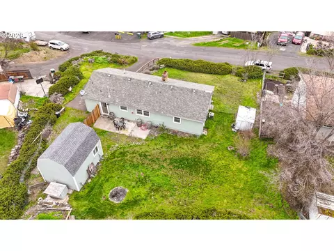 View/Area - 715 SW 27th St, Pendleton, OR 97801 photo 3 of 4