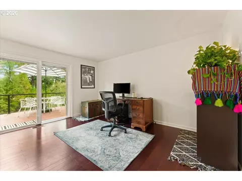 Other - 1005 SW 4th St, Gresham, OR 97080 photo 3 of 9