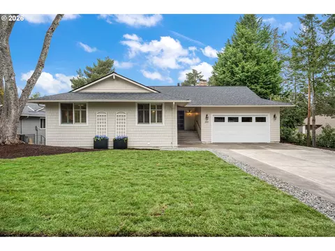 2157 Wembley Pl, Lake Oswego, OR 97034