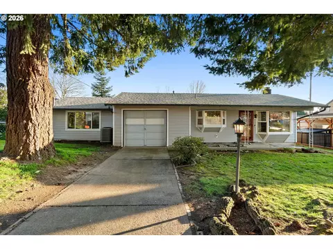 4026 SE Washington St, Milwaukie, OR 97222