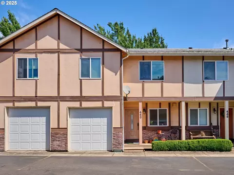 443 Harris Ln, Oregon City, OR 97045