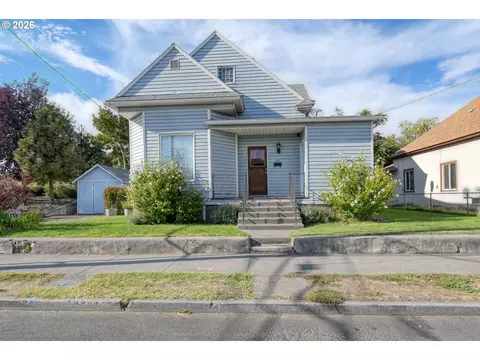 Exterior - 335 SW Court Ave, Pendleton, OR 97801 photo 1 of 10
