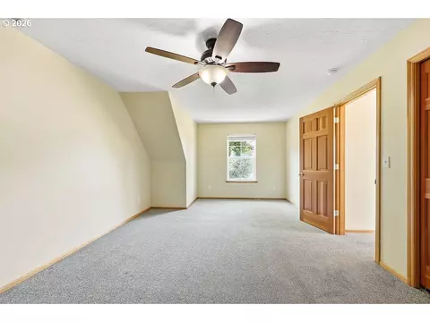 Bedroom - 196 S 72nd St, Springfield, OR 97478 photo 7 of 8