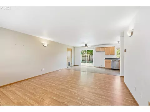 Living - 196 S 72nd St, Springfield, OR 97478 photo 5 of 6