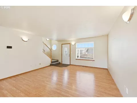 Living - 196 S 72nd St, Springfield, OR 97478 photo 6 of 6
